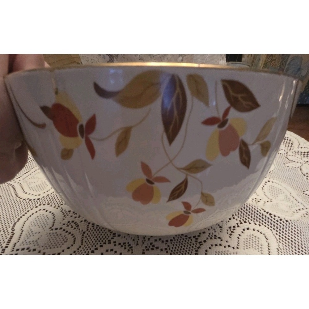 Vintage Hall's Superior‎ Jewel Tea Autumn Leaf Large 9" Mixing/ Serving Bowl - Picture 3 of 11